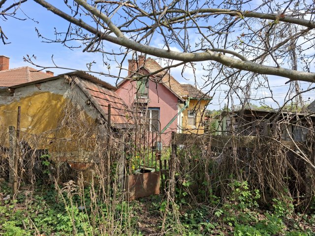 Eladó telek, Erdőkertesen 28 M Ft / költözzbe.hu