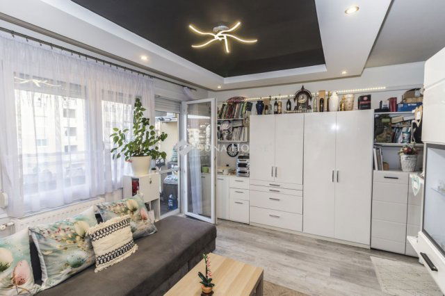 Eladó téglalakás, Szombathelyen 53.9 M Ft, 1+2 szobás