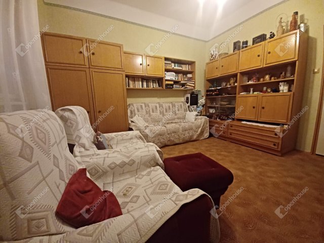 Eladó családi ház, Debrecenben 89 M Ft, 3 szobás