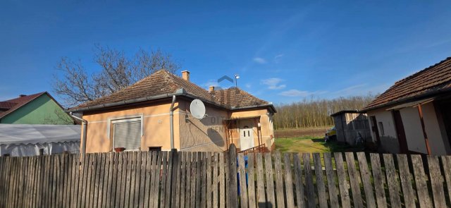 Eladó családi ház, Hajdúsámsonon 17.5 M Ft, 2 szobás