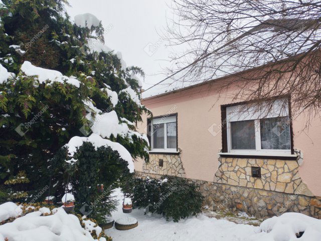 Eladó családi ház, Becsehelyen 32 M Ft, 3 szobás