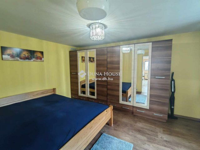 Eladó családi ház, Szekszárdon 42.99 M Ft, 3 szobás