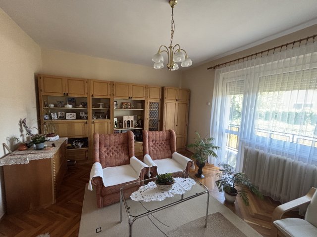 Eladó családi ház, Tiszavasváriban 34.99 M Ft, 2 szobás