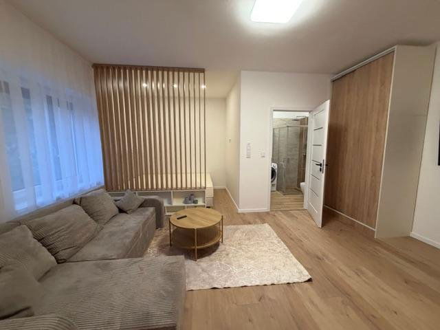 Kiadó téglalakás, albérlet, Tatán 350 E Ft / hó, 2 szobás