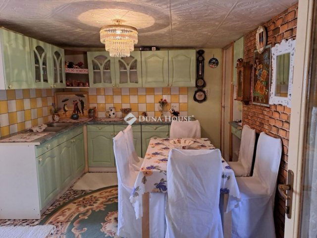 Eladó családi ház, Rémen 11 M Ft, 2 szobás