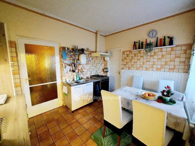 Eladó családi ház, Alsózsolcán 24.5 M Ft, 3 szobás