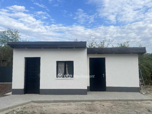 Eladó családi ház, Tápiószelén 44.9 M Ft, 3 szobás