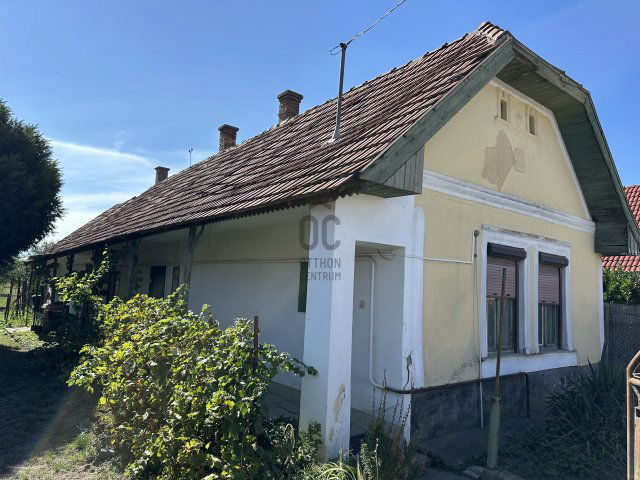 Eladó családi ház, Ráckeresztúron 34.9 M Ft, 3 szobás