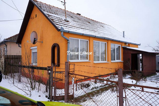 Eladó családi ház, Kemecsén 18.9 M Ft, 1 szobás