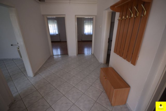 Kiadó családi ház, albérlet, Bükön 150 E Ft / hó, 2 szobás