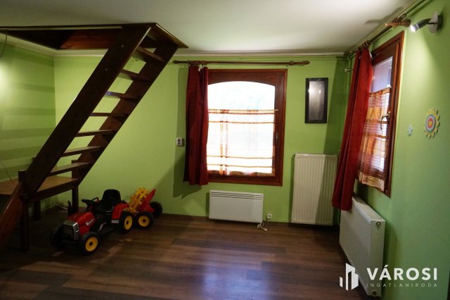 Kiadó családi ház, albérlet, Gyálon 150 E Ft / hó, 2 szobás