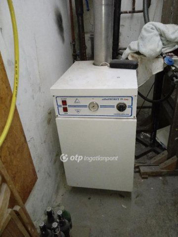 Eladó sorház, Balatonfüreden 79.8 M Ft, 3 szobás