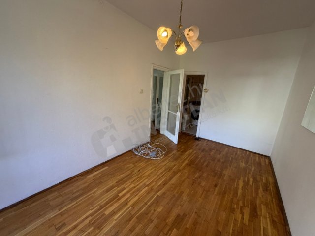 Kiadó téglalakás, albérlet, IX. kerületben, Dési Huber utcában