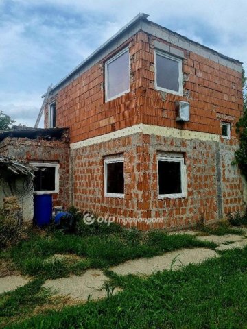 Eladó családi ház, Makádon 22.5 M Ft, 1 szobás