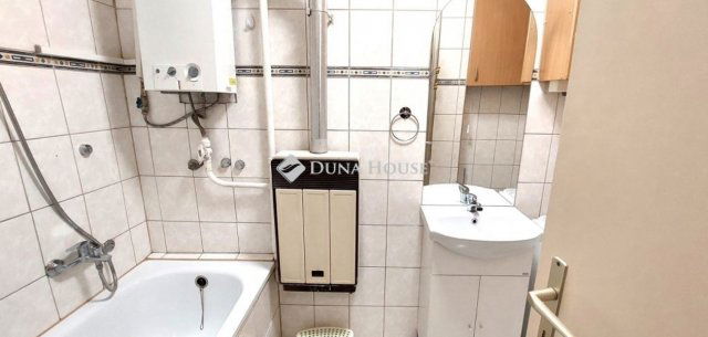 Eladó téglalakás, Szombathelyen 41.5 M Ft, 2 szobás