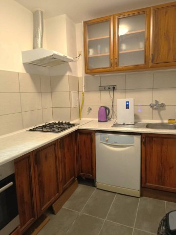 Eladó téglalakás, Pécsett 42.9 M Ft, 1+1 szobás