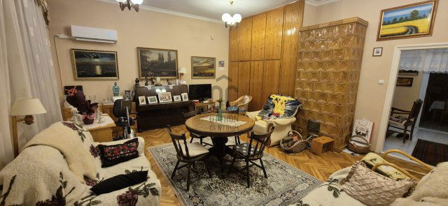 Eladó családi ház, Poroszlón 59 M Ft, 6 szobás