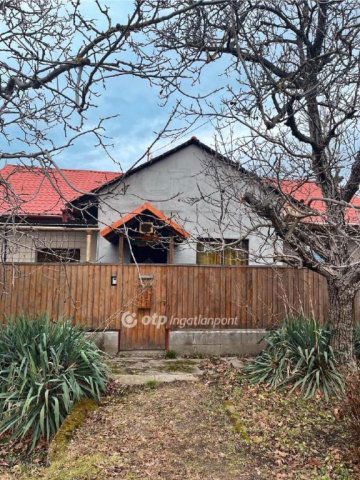 Eladó családi ház, Tárnokon 109 M Ft, 5 szobás