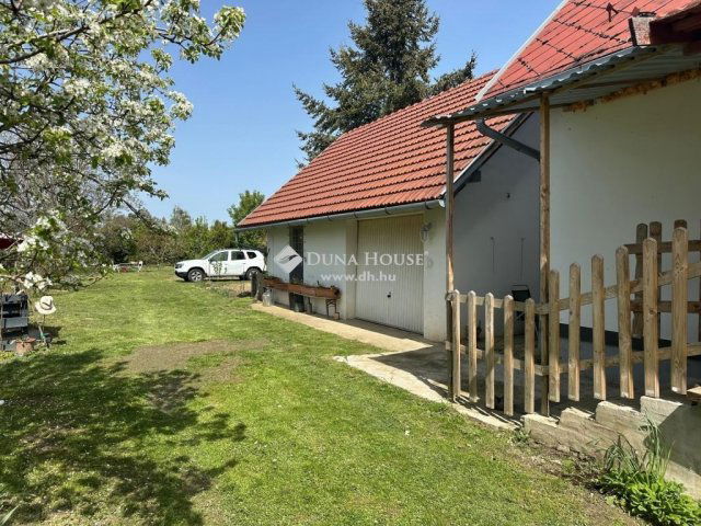 Eladó nyaraló, Garaboncon 42 M Ft, 3 szobás