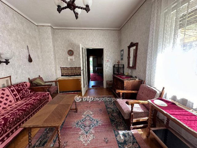 Eladó családi ház, Szentmártonkátán 69.9 M Ft, 4 szobás