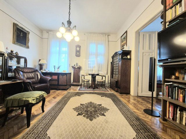 Eladó családi ház, Budapesten, X. kerületben 160 M Ft, 6 szobás