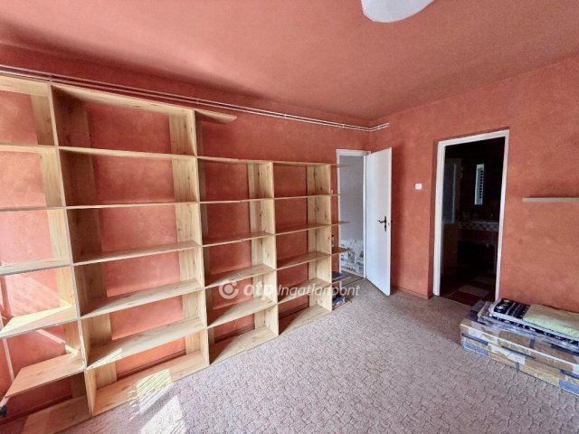 Eladó családi ház, Salgótarjánban 62 M Ft, 4 szobás