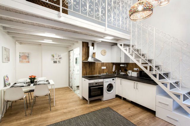 Kiadó téglalakás, albérlet, Budapesten, VI. kerületben