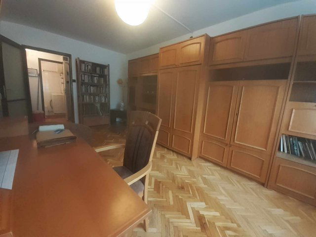 Kiadó panellakás, albérlet, XI. kerületben, Etele úton