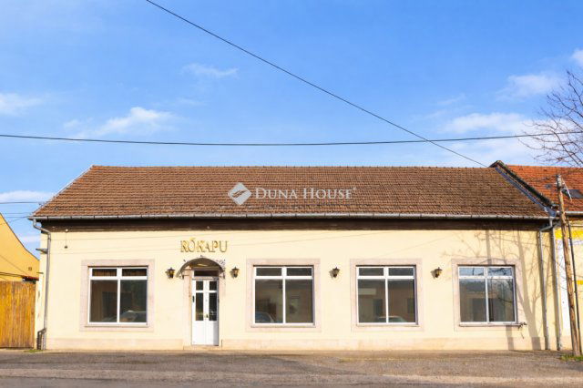 Eladó családi ház, Vácon, Dózsa György úton 157.5 M Ft