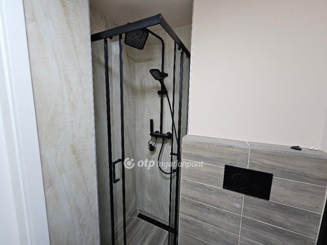 Eladó téglalakás, Budapesten, VII. kerületben 139.9 M Ft