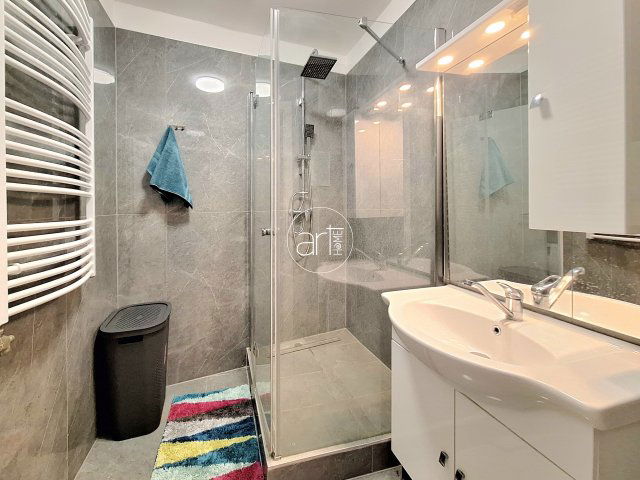 Kiadó téglalakás, albérlet, Szegeden 259 E Ft / hó, 1+2 szobás