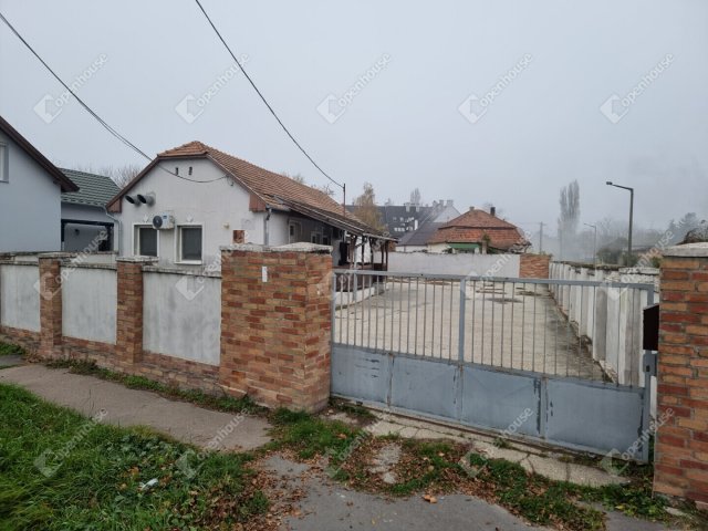 Eladó családi ház, Győrött 64.9 M Ft, 3 szobás
