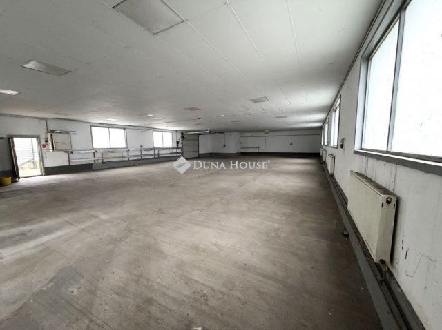 Kiadó ipari ingatlan, Szigetszentmiklóson 2246 E Ft / hó