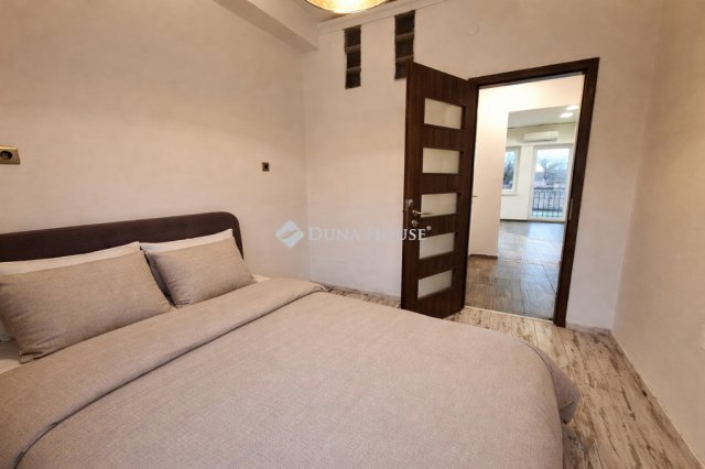 Eladó téglalakás, Budapesten, XIV. kerületben 59.999 M Ft