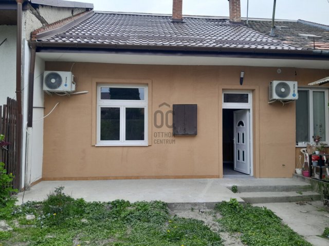 Eladó családi ház, Budapesten, XV. kerületben 46.96 M Ft