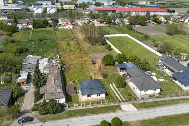 Eladó családi ház, Nagyigmándon 31.99 M Ft, 2 szobás