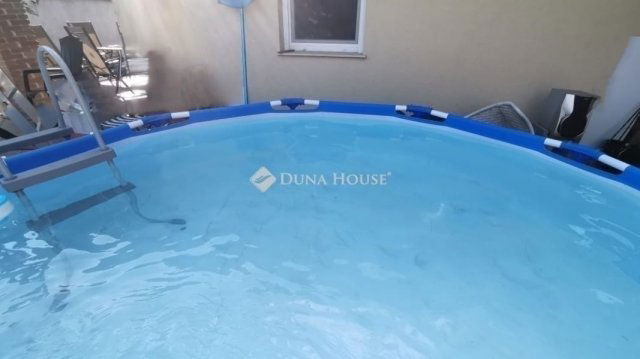 Eladó családi ház, Fóton 142.5 M Ft, 4+1 szobás