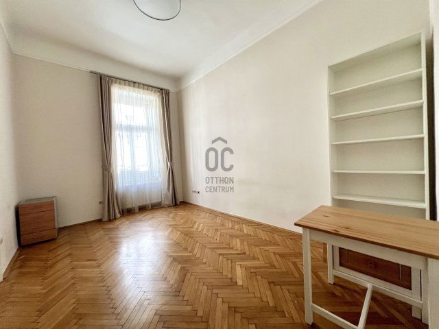 Kiadó téglalakás, albérlet, Budapesten, V. kerületben, 3 szobás