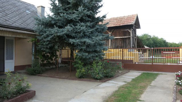 Eladó családi ház, Hercegszántón 14 M Ft, 3 szobás