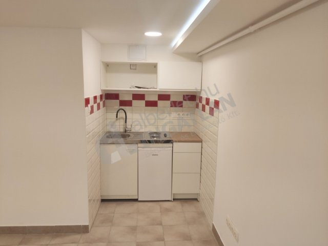 Kiadó téglalakás, albérlet, XIX. kerületben, Jókai utcában