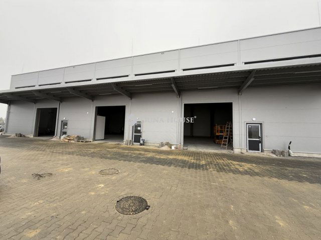 Kiadó ipari ingatlan, Vecsésen 2184 E Ft / hó