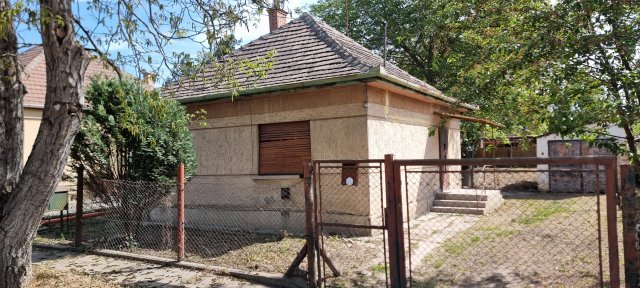 Eladó családi ház, Érden 49 M Ft, 1+1 szobás