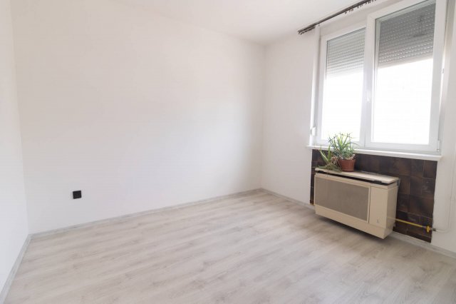Eladó téglalakás, Budapesten, XX. kerületben 53.9 M Ft, 2 szobás