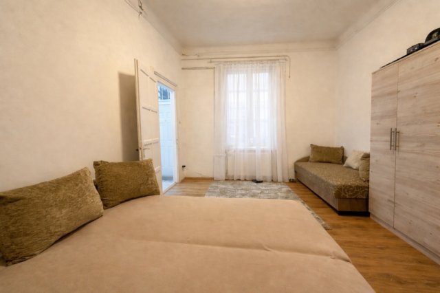 Eladó téglalakás, Budapesten, VIII. kerületben 66.2 M Ft