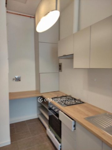 Eladó téglalakás, Budapesten, VIII. kerületben 124 M Ft