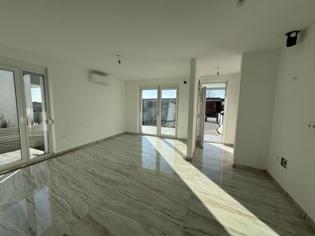 Eladó téglalakás, Hatvanban 41.9 M Ft, 2 szobás