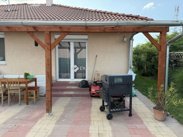 Eladó családi ház, Gyömrőn 95 M Ft, 5 szobás