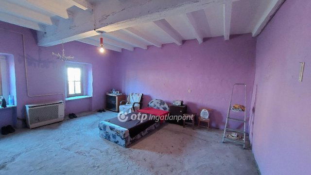 Eladó családi ház, Dévaványán 7.5 M Ft, 4 szobás