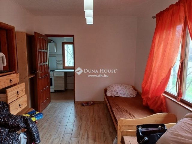 Eladó családi ház, Ráckevén 49.99 M Ft, 2 szobás