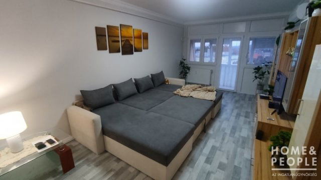 Eladó téglalakás, Makón 45.9 M Ft, 2 szobás